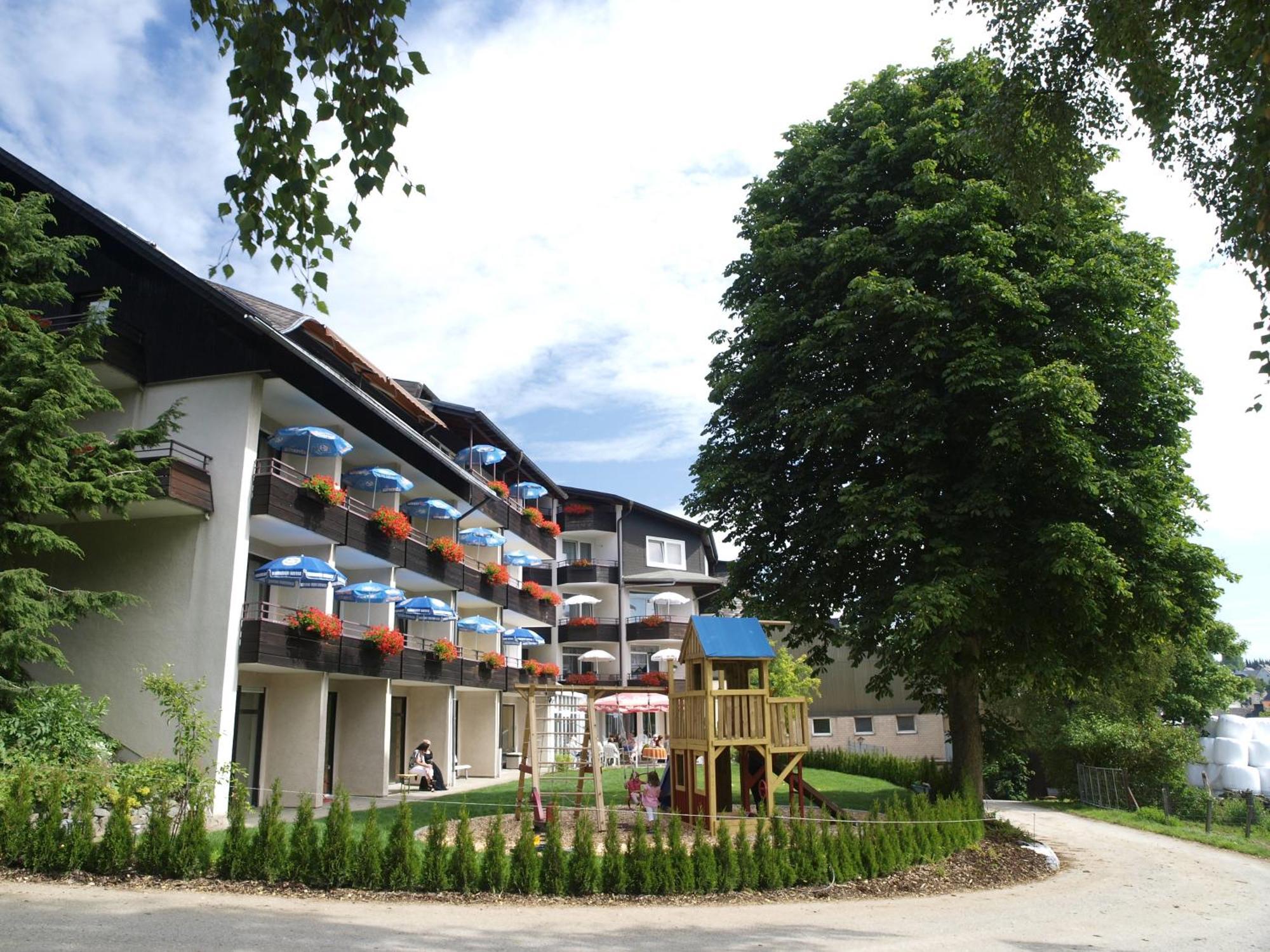 Landhotel Henkenhof Willingen Willingen  Exterior photo